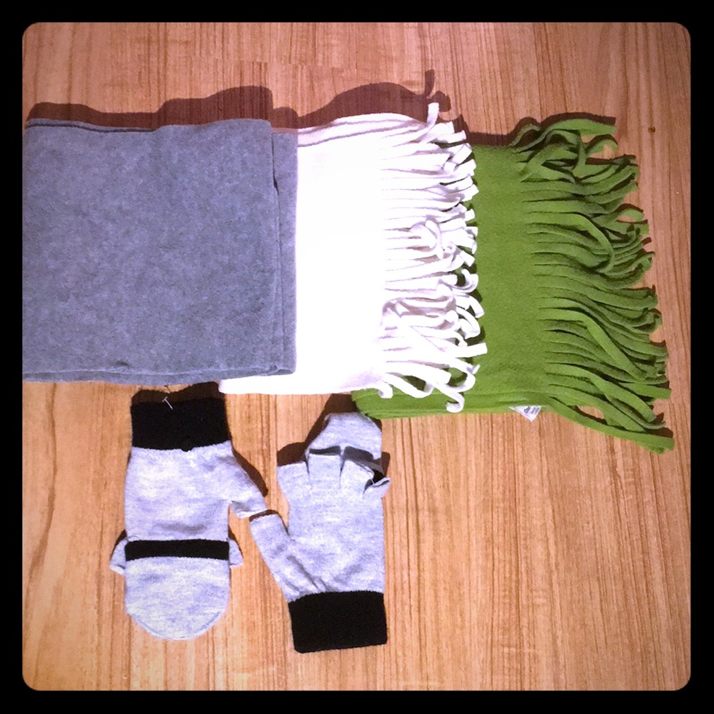 Scarves and finger mittens bundle